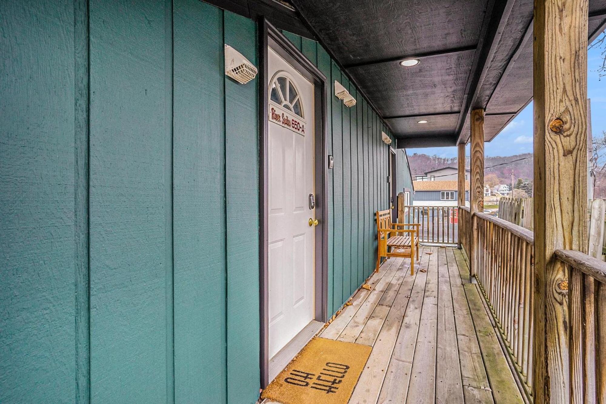 Riverside Suites - Unit B Saugatuck Εξωτερικό φωτογραφία